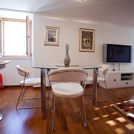 Peristil Apartment Split Bagian luar foto