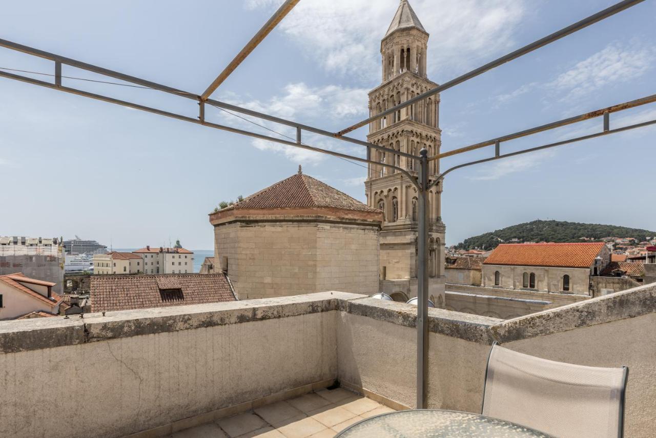 Peristil Apartment Split Bagian luar foto