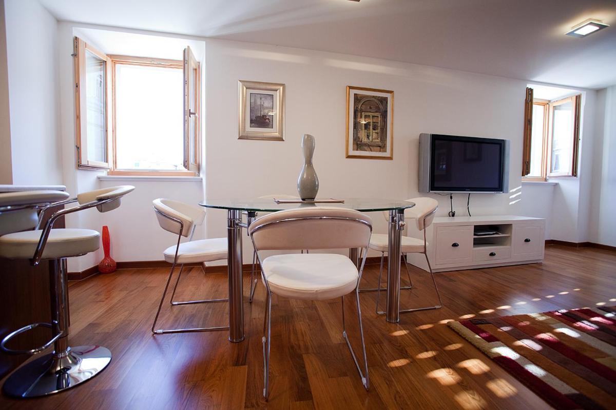 Peristil Apartment Split Bagian luar foto